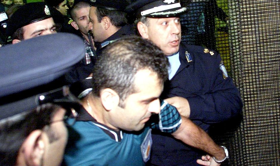 Όταν βγήκαν τα πιστόλια!