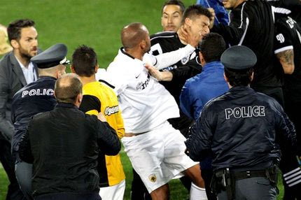 Σε απολογία οι τέσσερις των πλέι οφ