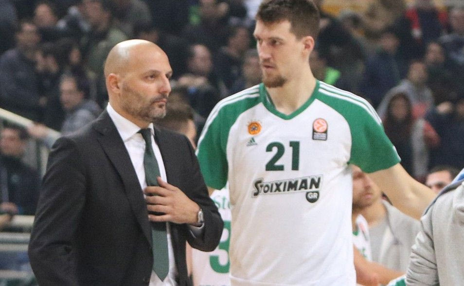 Στον Ερυθρό Αστέρα ο Κούζμιτς