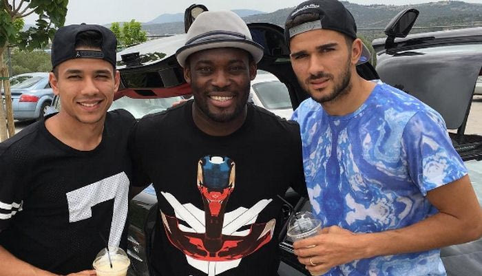 Ο Αμπέντ αποχαιρέτησε τον Εσιέν