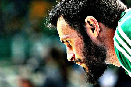 Το εκκωφαντικό μέγεθος του στρατιώτη Αντώνη