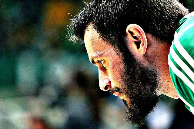 Το εκκωφαντικό μέγεθος του στρατιώτη Αντώνη