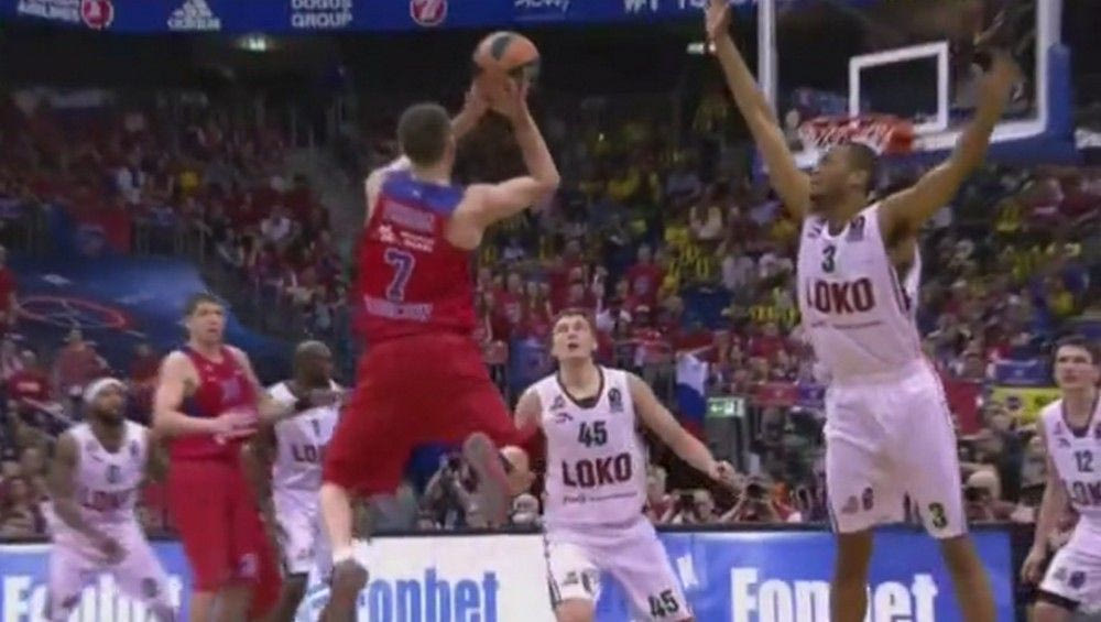 Έκανε τον… Κόρφα: Γκολ-φάουλ με το ένα χέρι ο Φριντζόν