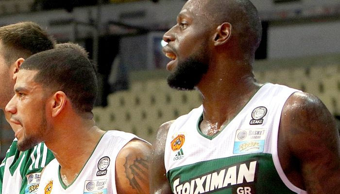 Συζητά με τους… ξενύχτηδες και αποφασίζει ο Πεδουλάκης