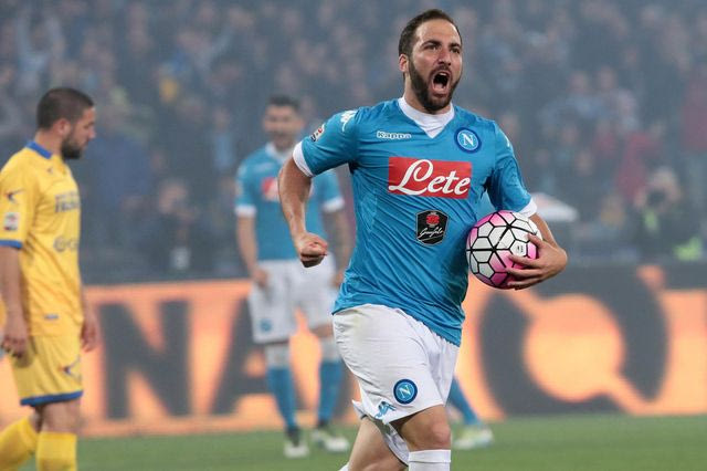 Ανακοινώθηκε η μεταγραφή Ιγκουαϊν στη Γιουβέντους