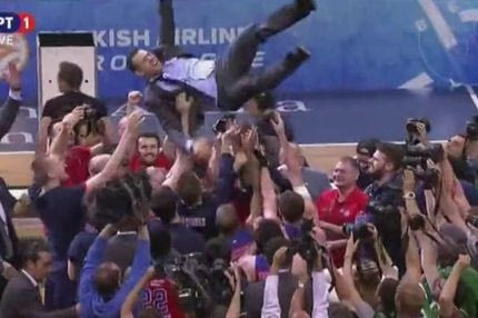 Στον αέρα ο Ιτούδης: Αποθεώθηκε από τους παίκτες του!