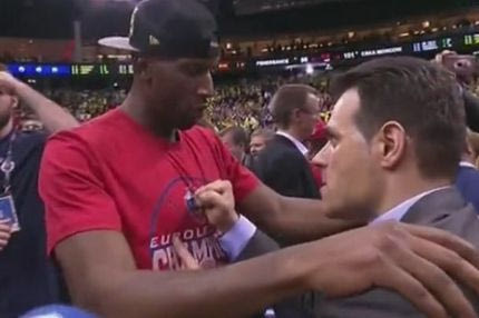 Επικός Ιτούδης, αποθέωσε τους παίκτες του: Εσύ, εσύ, εσύ και εσύ