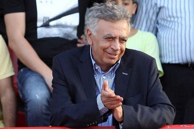 Η αφιέρωση για ερωτευμένους από τον Κουτσοκούμνη και ο Δελφάκης!