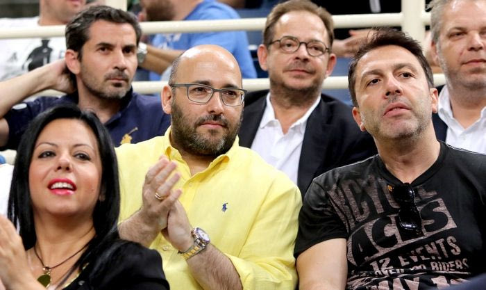 Ένταση με Λάσκαρη, αποχώρησε από το γήπεδο!