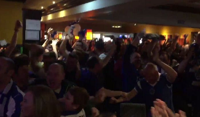 Πανικός στο γκολ της Λέστερ στο “Ολντ Τράφορντ”