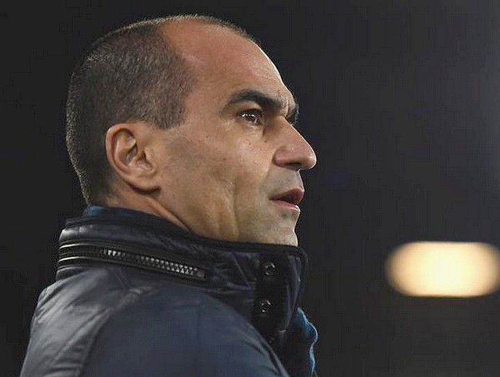 Tέλος ο Μαρτίνεθ, φουλ για Ντε Μπουρ η Εβερτον