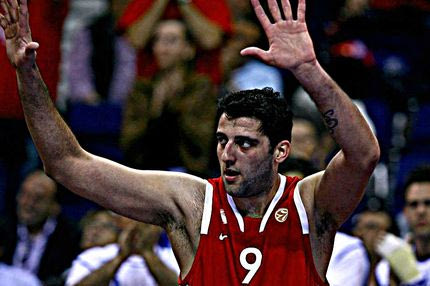O Μπουρούσης, το NBA, η χαμένη πιστωτική και ο Ζντοβτς