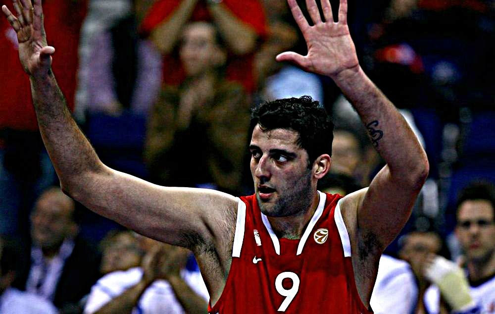 O Μπουρούσης, το NBA, η χαμένη πιστωτική και ο Ζντοβτς