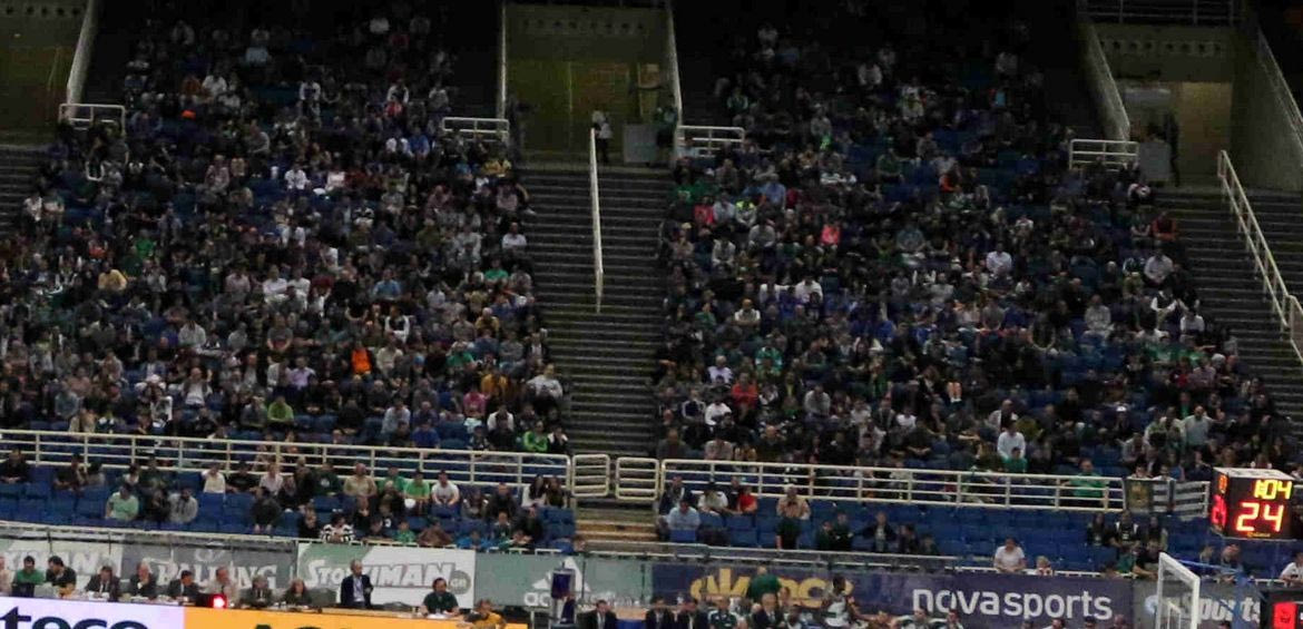 Έσκασαν κροτίδες στο ΟΑΚΑ!