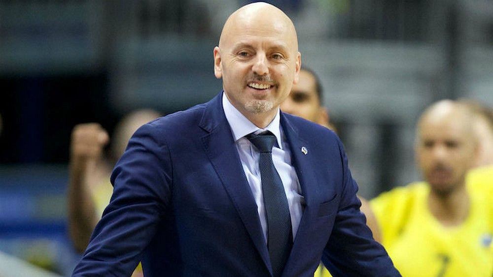 Ελεύθερος στην αγορά ο Ομπράντοβιτς