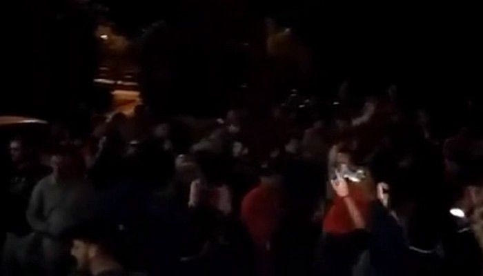 Απίστευτη υποδοχή στην αποστολή του Ολυμπιακού στο ΣΕΦ