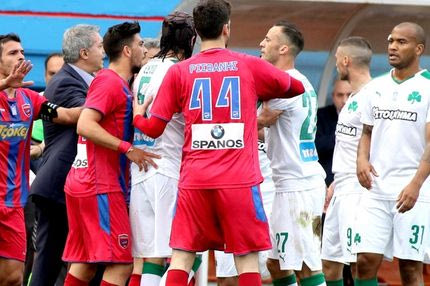 H ένταση ανάμεσα σε Κουτρουμπή και Μπακασέτα