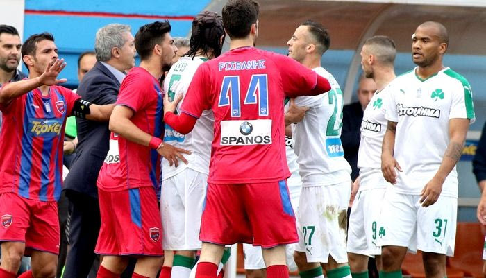 H ένταση ανάμεσα σε Κουτρουμπή και Μπακασέτα