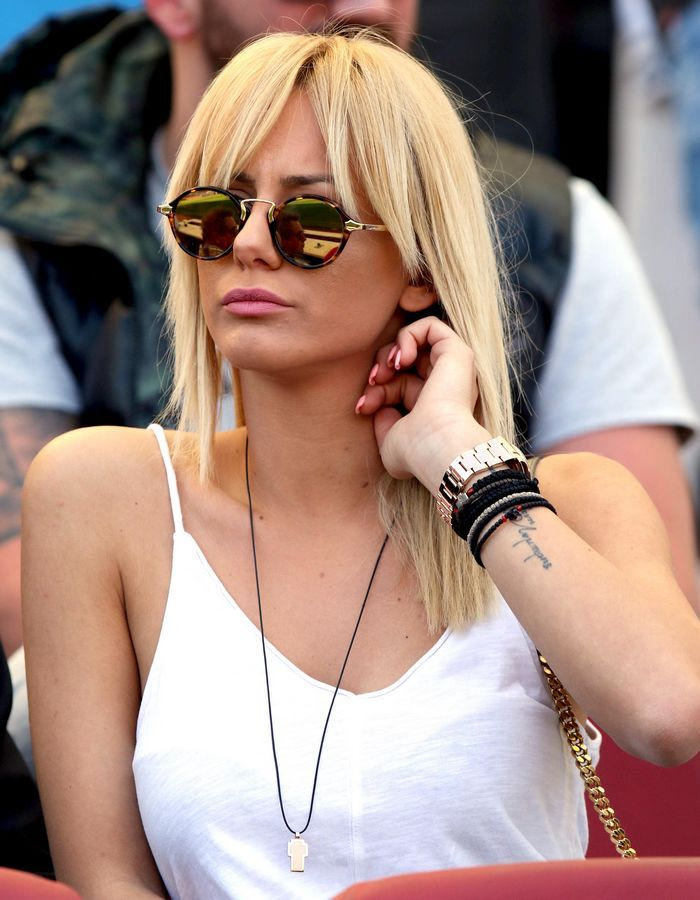 Οι ωραίες παρουσίες στη Νέα Σμύρνη