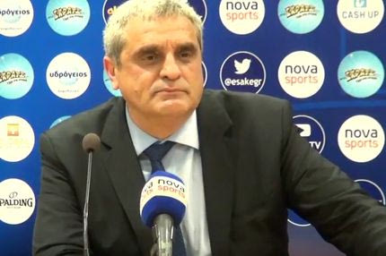 Έβριζαν χυδαία τη μάνα του Πεδουλάκη!