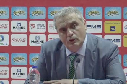 ΞΕΣΠΑΣΕ ο Πεδουλάκης, έξαλλος με τη διαιτησία: “Το πήραμε το μήνυμα!”