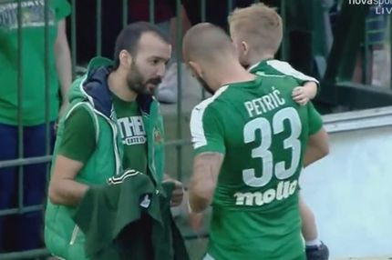 Το δώρο της Θύρας 13 στον Πέτριτς