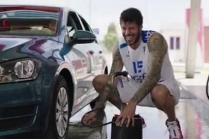 Απίστευτο γέλιο με Καλάθη και Πρίντεζη στο σποτ της Εθνικής