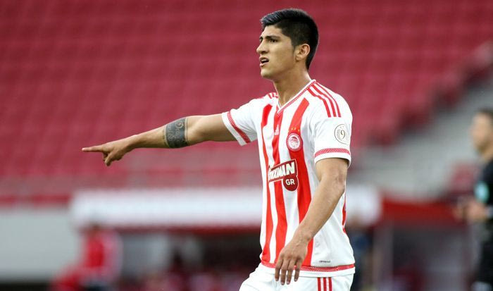 Φουστέρ και Ερνάντες προσεύχονται για Πουλίδο