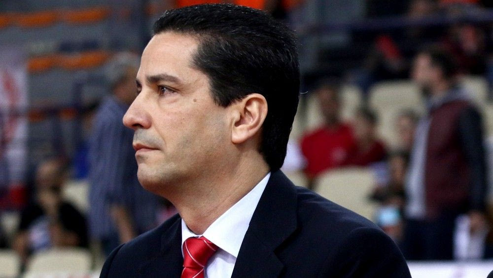 Σφαιρόπουλος: “Να κρατήσουμε τον Ολυμπιακό ψηλά”