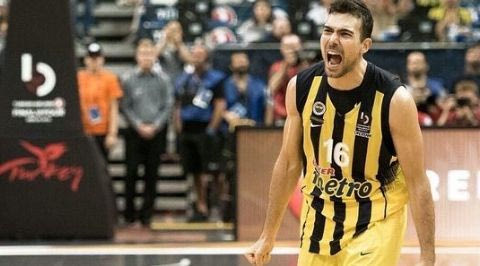 Σλούκας: “Αυτό μας είπε ο Ομπράντοβιτς στο ημίχρονο”