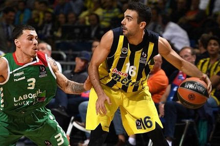 Σλούκας: “Από τύχη πανηγυρίζω εγώ και όχι ο Γιάννης”