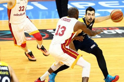 Στους τελικούς η Φενέρμπαχτσε: Πήρε… εκδίκηση ο Ομπράντοβιτς