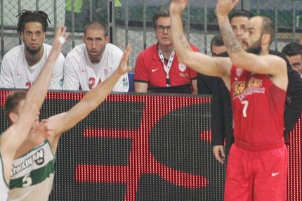 Tα back to back τρίποντα Διαμαντίδη και Σπανούλη!