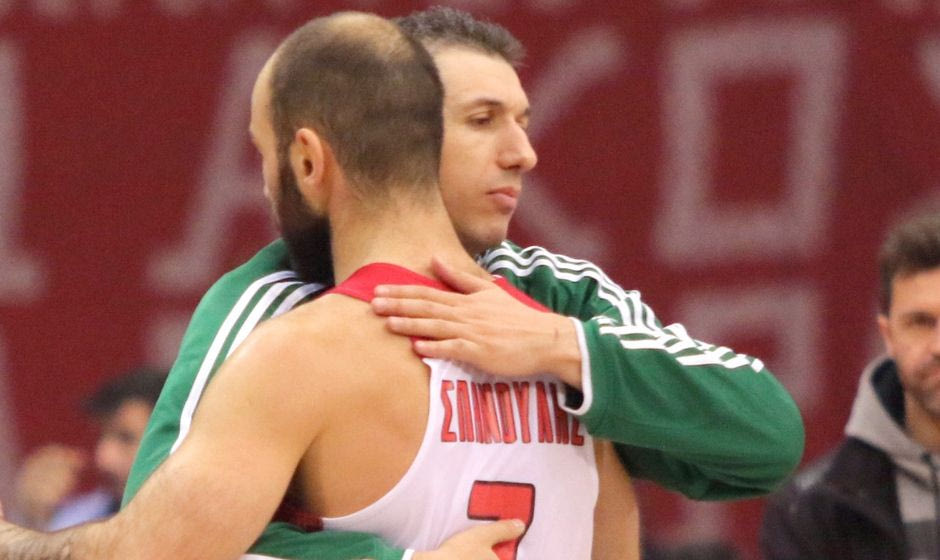 Σπανουλόσημο: Back door sweep