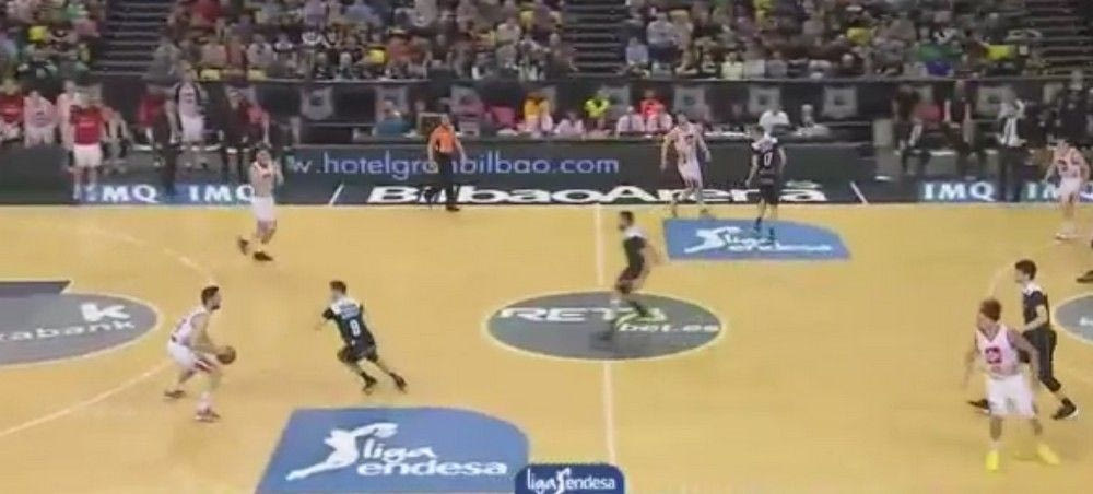 Τρίποντο πίσω από τη σέντρα στέρησε από την Μπιλμπάο τα πλέι οφ