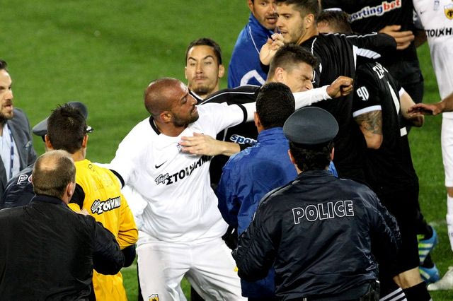 Η μη αποβολή γλιτώνει τον Τζεμπούρ εκτός εάν…