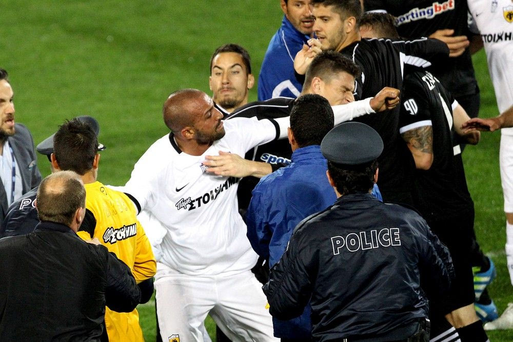 Η μη αποβολή γλιτώνει τον Τζεμπούρ εκτός εάν…