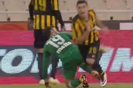 Χτύπημα εκτός φάσης και αποβολή για Βιγιαφάνιες