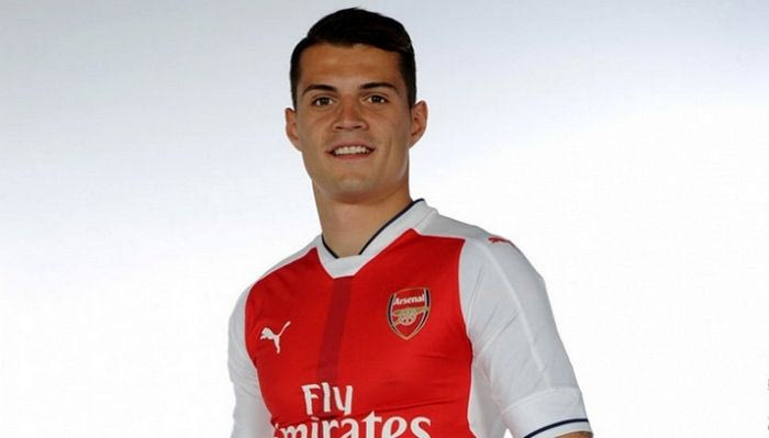 Στην Άρσεναλ ο Τζάκα