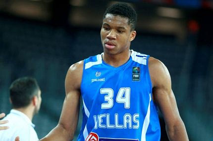 Οι Μπακς στηρίζουν την Εθνική Ελλάδας