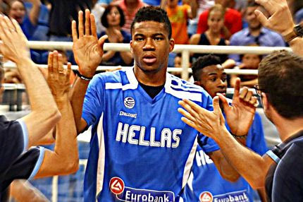 Oι Μπακς στηρίζουν… ξανά την Εθνική