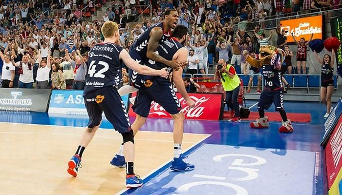 Ο Μπουρούσης στην κορυφή του Top7 της Liga ACB!