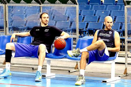 O Koυφός και ο Καλάθης στο Contra.gr: “Είναι μεγάλη τιμή για μας η Εθνική”