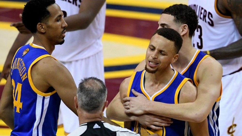 Πληρώνουν χοντρά Κάρι και Κερ