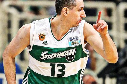 ΣΥΛΛΕΚΤΙΚΟ: Κέρδισε μία υπογεγραμμένη φανέλα του Δημήτρη Διαμαντίδη!