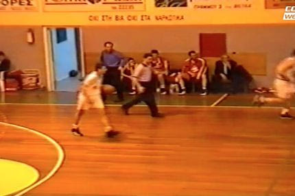 VIDEO ντοκουμέντο: Ο Διαμαντίδης σε ηλικία 16 ετών παίζει μπάσκετ