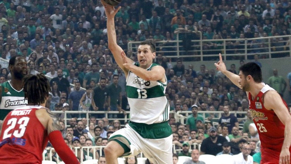 Διαμαντίδης: “Δεν μπορούσα να ζητήσω τίποτα άλλο από την καριέρα μου”