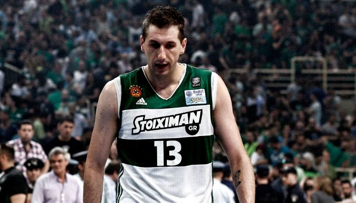 Διαμαντίδης: “Η ομάδα μένει!”