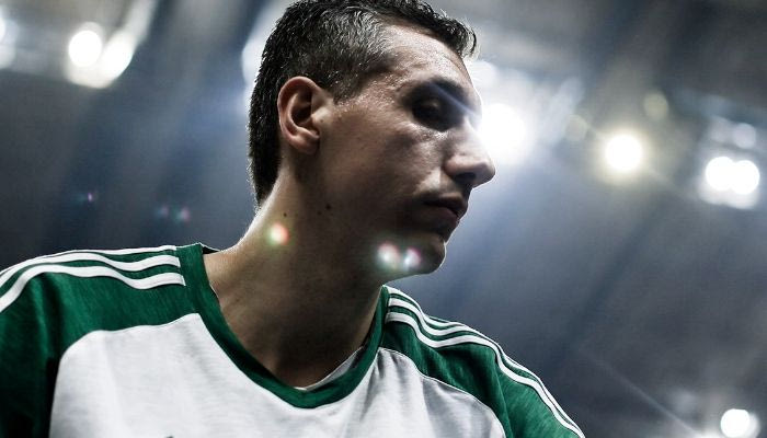 Διαμαντίδης: Ο κολοσσός που απλά έπαιζε