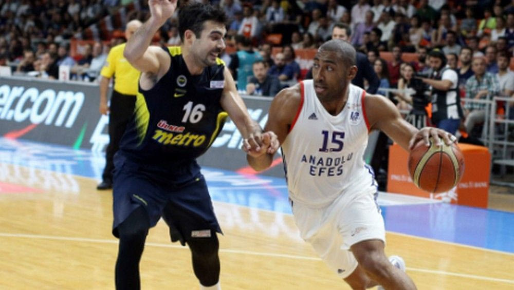 Όρθια η Εφές: Ανατροπή και νίκη επί της Φενέρμπαχτσε